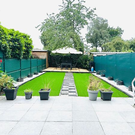 Big Sunset 2 Bedroom House With A Garden Anversa Esterno foto