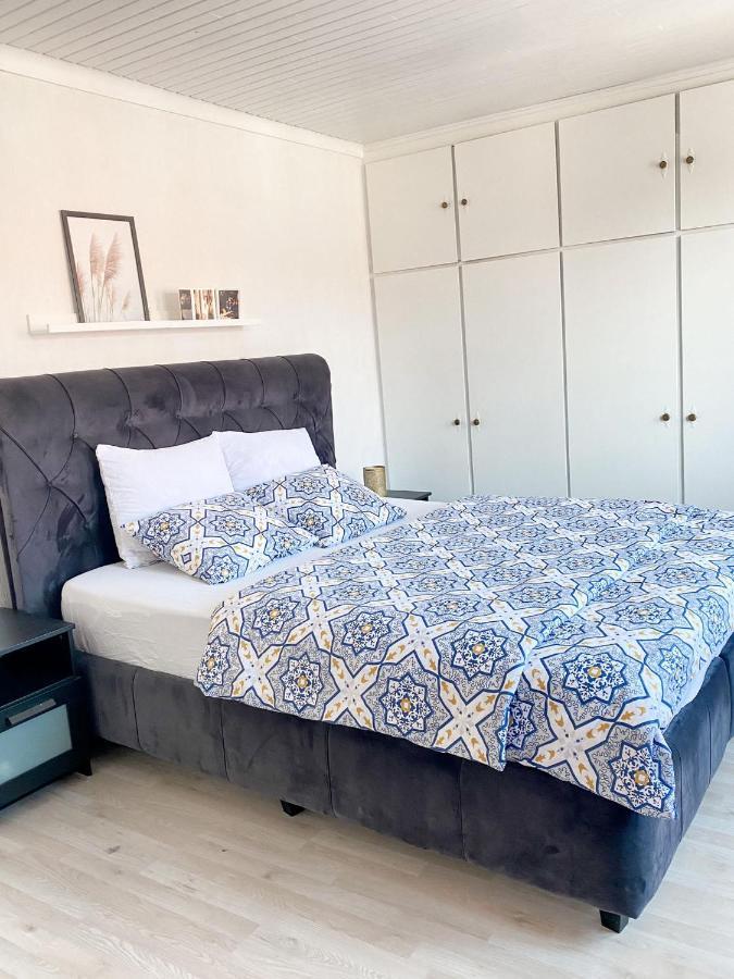 Big Sunset 2 Bedroom House With A Garden Anversa Esterno foto