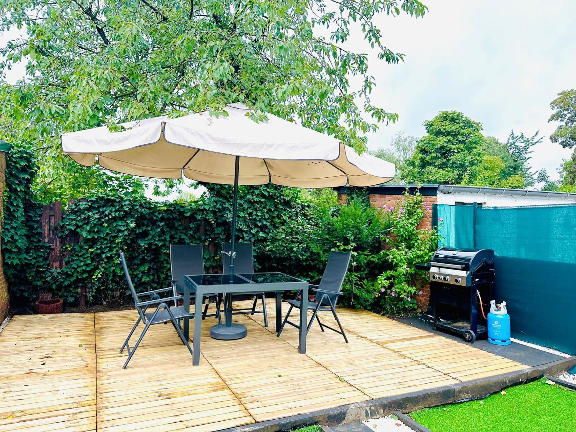 Big Sunset 2 Bedroom House With A Garden Anversa Esterno foto